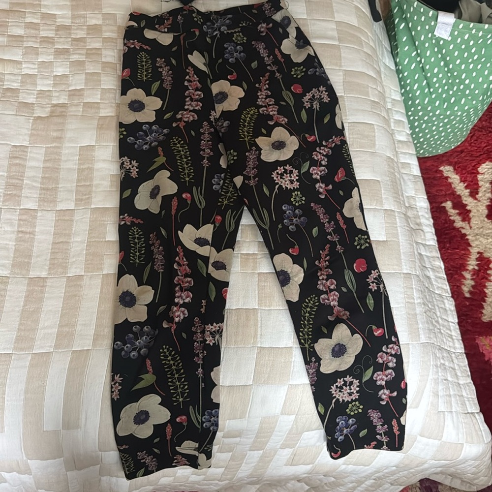 Black Milk cuffed pant, size small - Picture 2 of 7